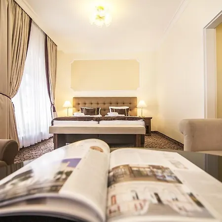 فندق Windsor 4*