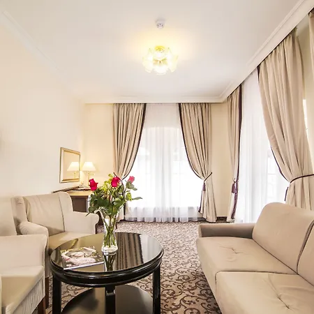 Hotel Windsor 4*