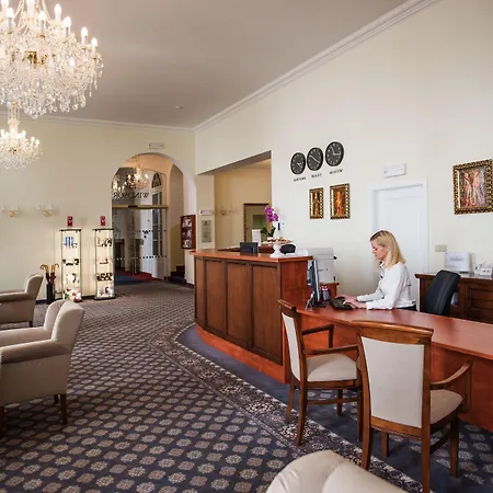Windsor Hotel 4*
