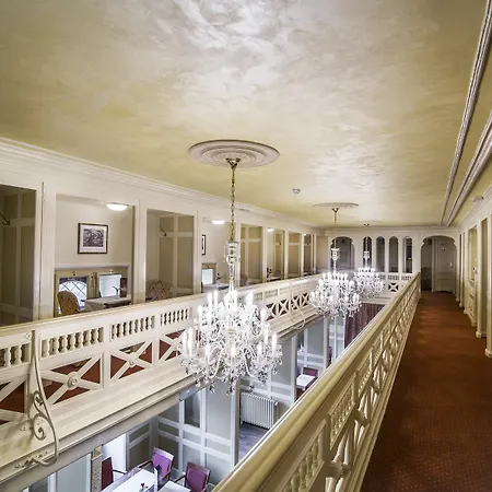 Windsor Hotel 4*